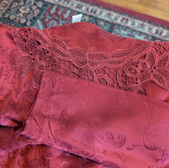 Karin Stevins Dress, 6, S, Classic, Wine, Exquisite Details, Full Skirt, EUC - Picture 7 of 9